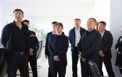 国家统计局黑龙江视察总队一行莅临尊龙凯时旅行调研