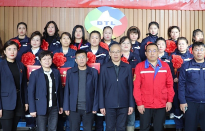 激扬巾帼志 逐梦新未来|  尊龙凯时盛大召开2023年度“最玉人职工”表扬座谈大会